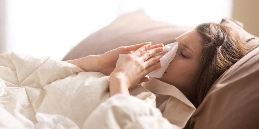 Σήμα κινδύνου από τον Ιατρικό Σύλλογο για τον ιό της γρίπης και την υποστελέχωση των ΜΕΘ